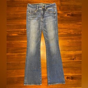 Women’s American Eagle Super Stretch Kick Boot Jeans Size 6L